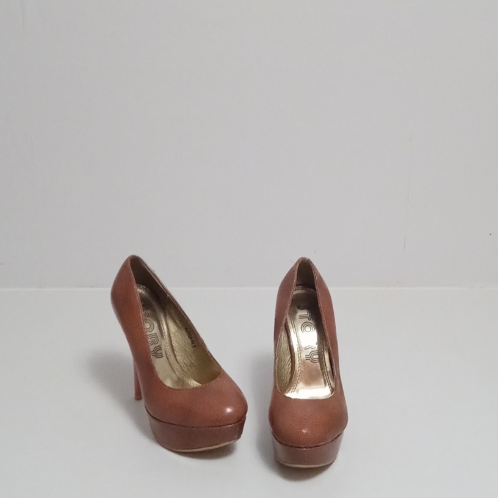 Story Heels